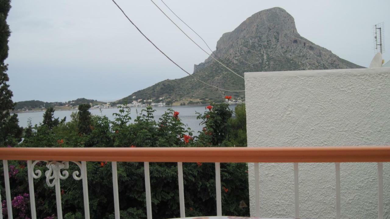 Tatsis Apartments Masouri Exterior foto